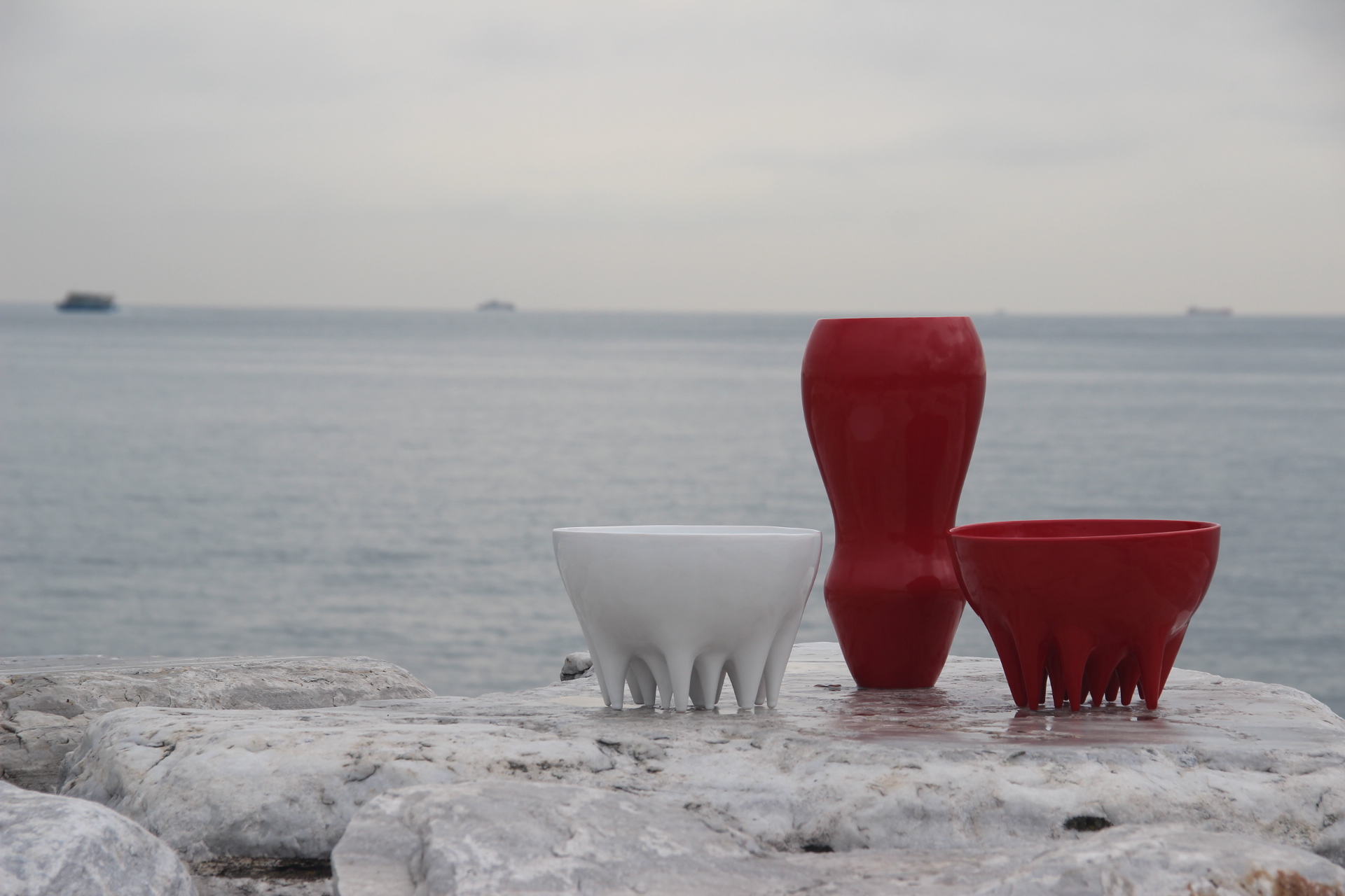 Spiky-series-pembe-kayalıkmavi-sarı-mustafa-kocabeyoglu-design4.0-